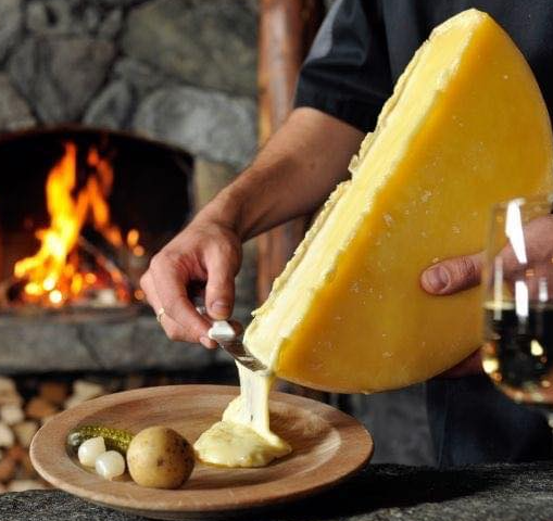 SOIRÉE DÉGUSTATION ET RACLETTE SUISSE