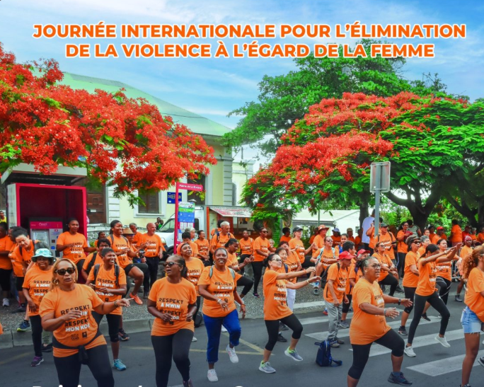 MARCHE CONTRE LES VIOLENCES À L'ÉGARD DES FEMMES