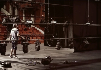 Et puis ils ont dit… Rideau !