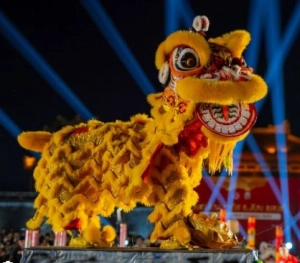 Danses du lion dans les magasins e.leclerc