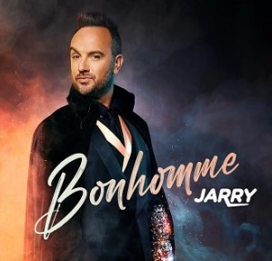 Jarry présente bonhomme au téat plein air